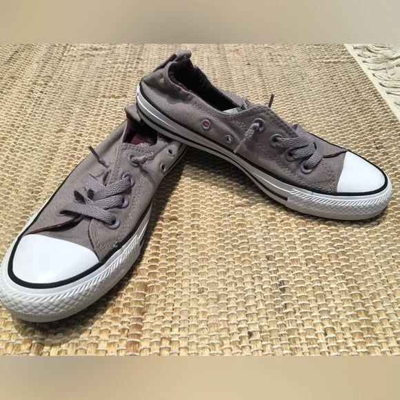 CONVERSE All Star ladies sz 7. Look new elastic at back for fit. - Picture 3 of 6